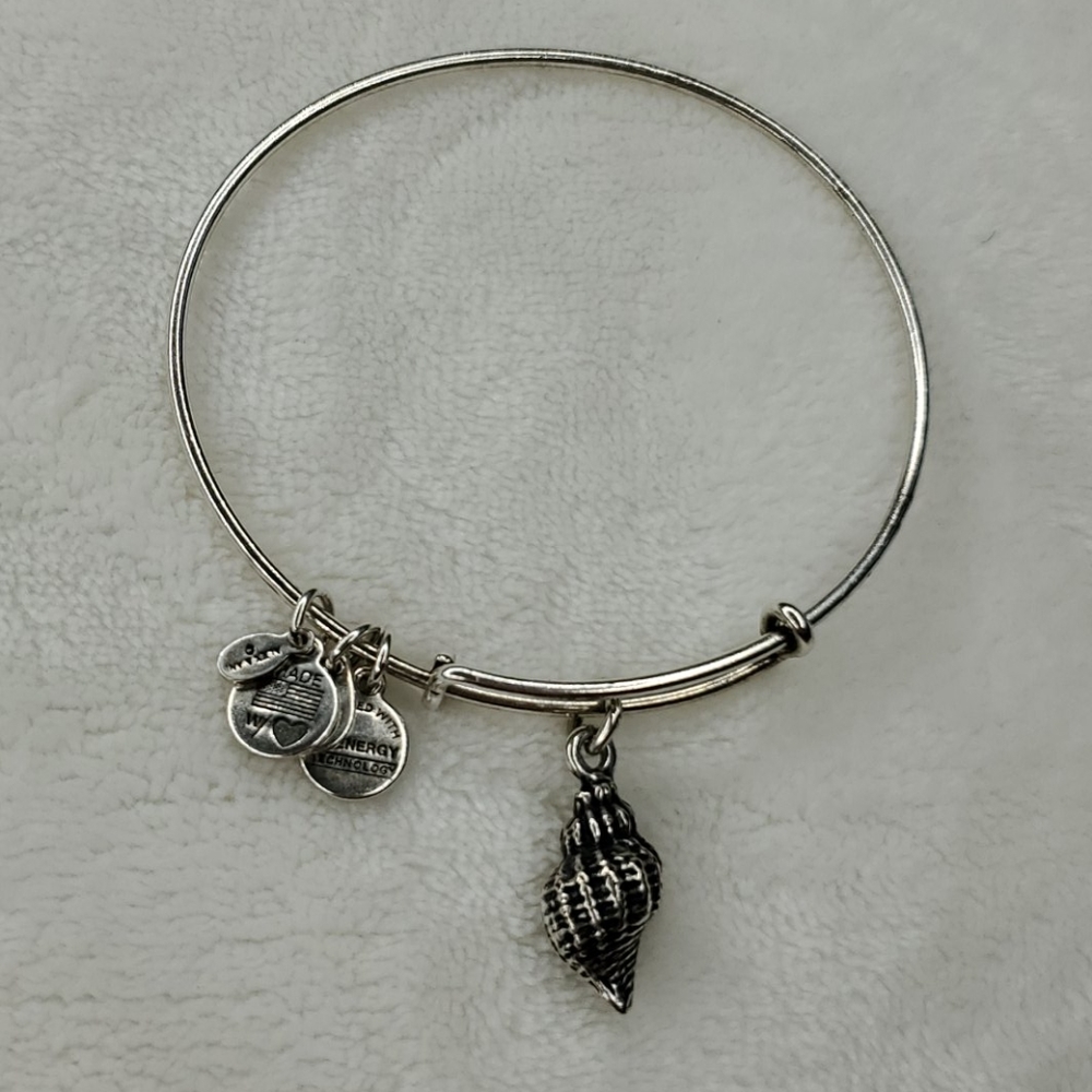 "Conch Shell" Alex and Ani Bracelet